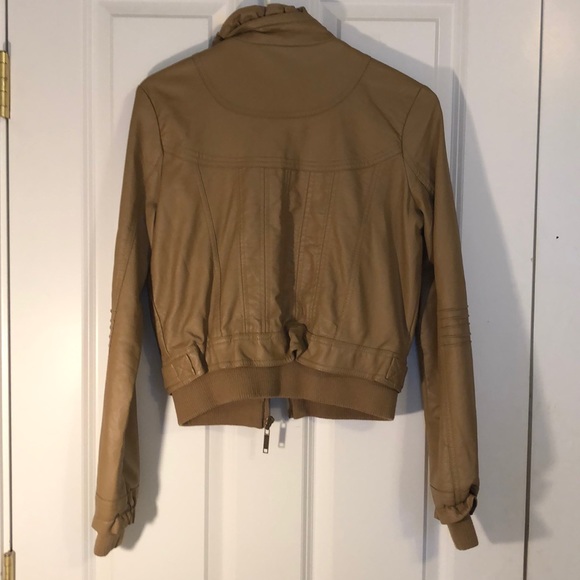 Tan leather jacket - Picture 2 of 4